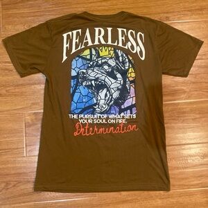 Launder “Fearless” Graphic T-Shirt – Brown – Men’s Medium